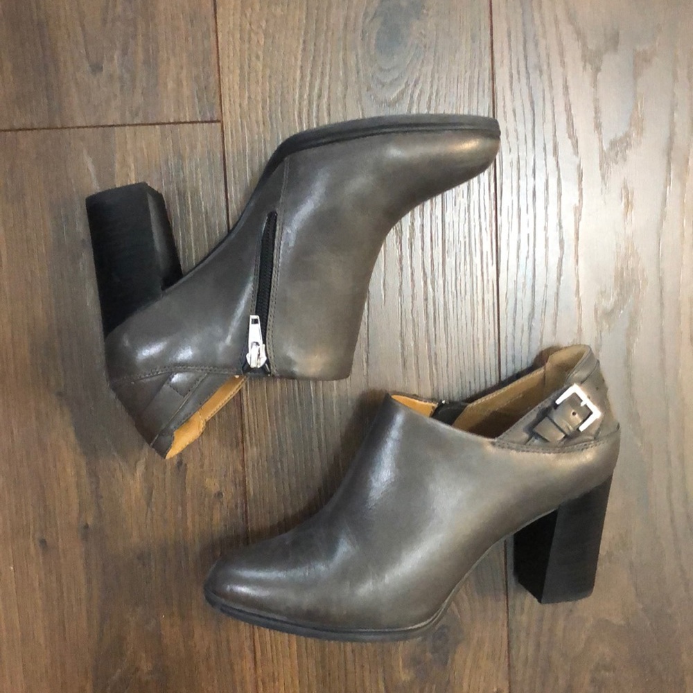 Clarks artisan booties